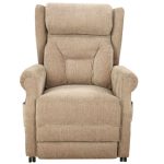 Cosi Fenlake in Biscuit